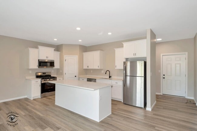 Building Photo - 1317 Sioux Turn
