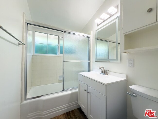 Building Photo - 6763 Lurline Ave