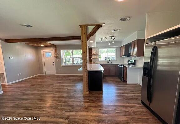 Building Photo - 450 Riverdale Dr