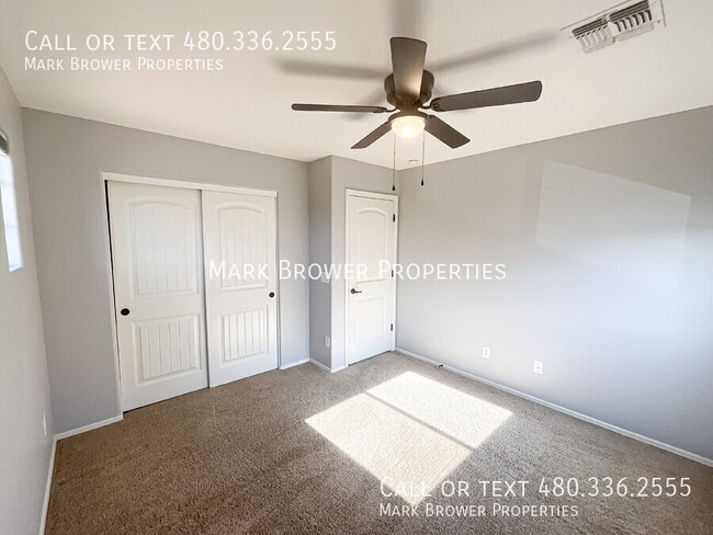 Building Photo - 724 W Dragon Tree Ave
