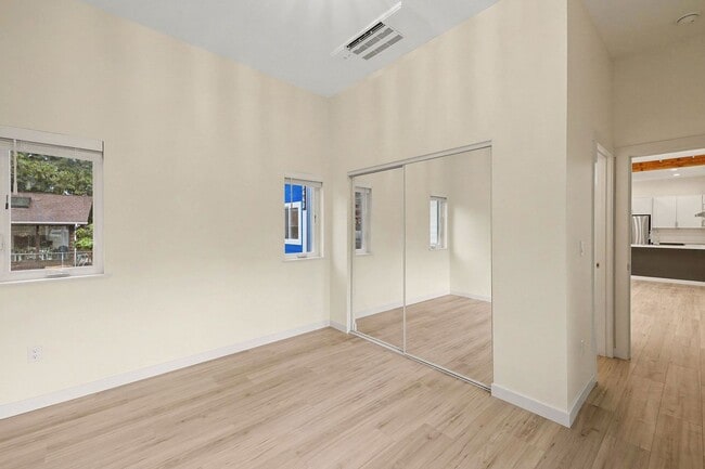 Building Photo - Brand New Home in Prime West Seattle Location - $3,700