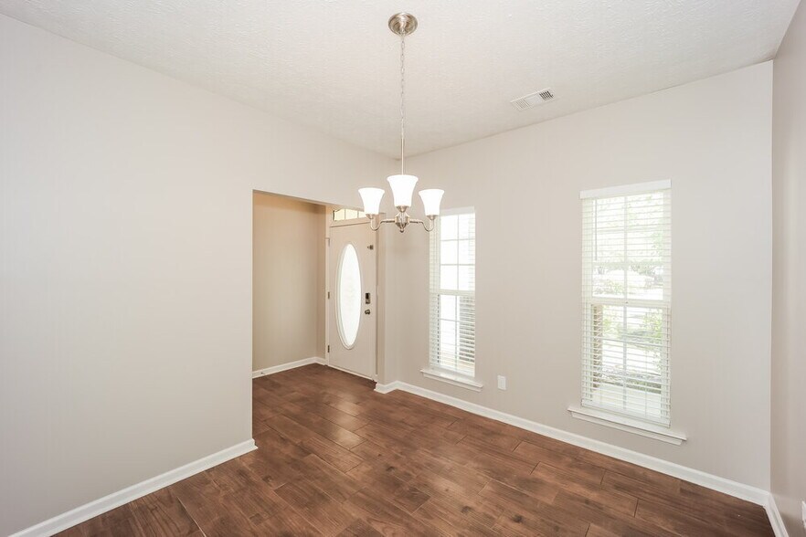 Building Photo - 44 Palladio Way