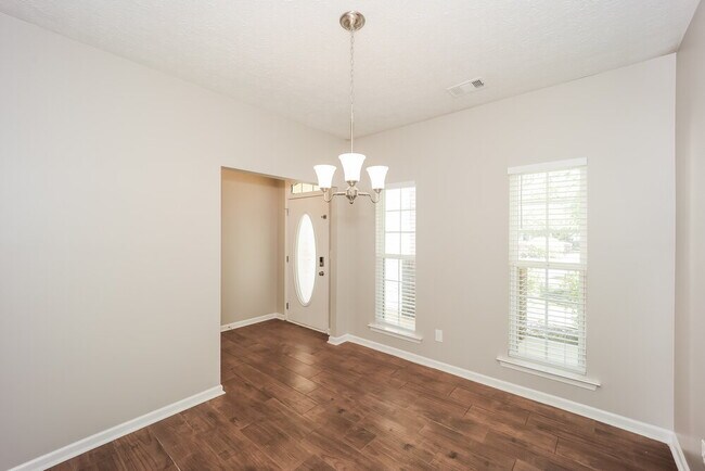 Building Photo - 44 Palladio Way