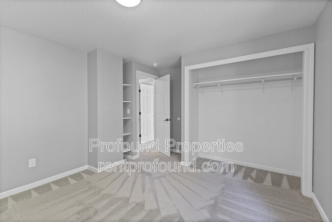 Building Photo - 12340 NW McDaniel Rd