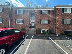 Building Photo - 31831 Grand River Ave