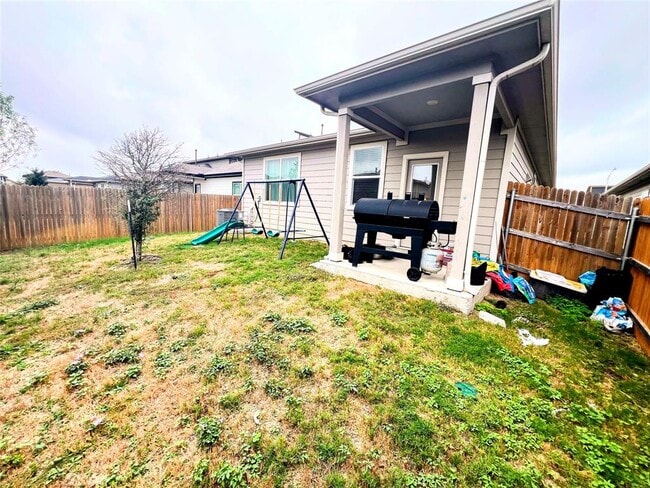 Building Photo - 10805 Tildon Ave