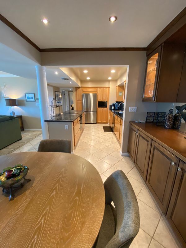 Building Photo - 501 Avenida Del Mar