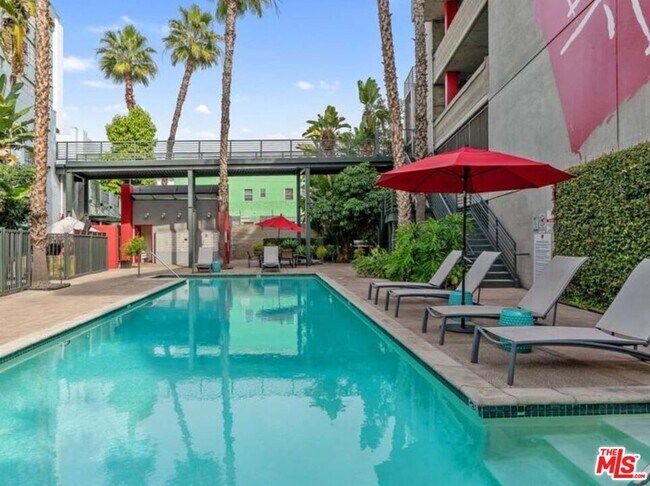 Building Photo - 420 San Pedro St