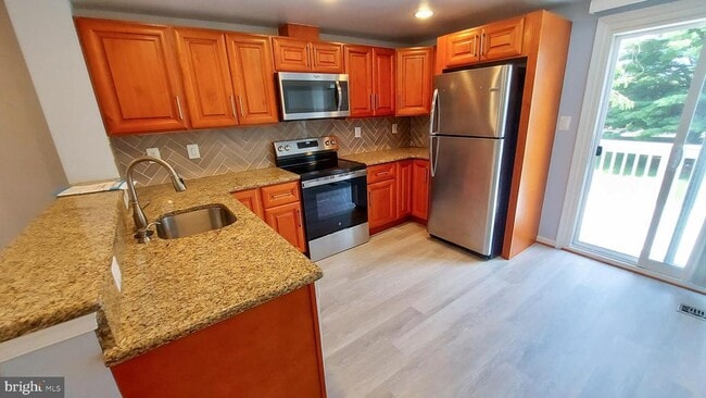 Building Photo - 8709 Ravenglass Way