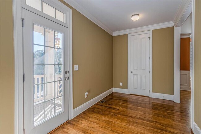 Building Photo - 5253 Campion Way