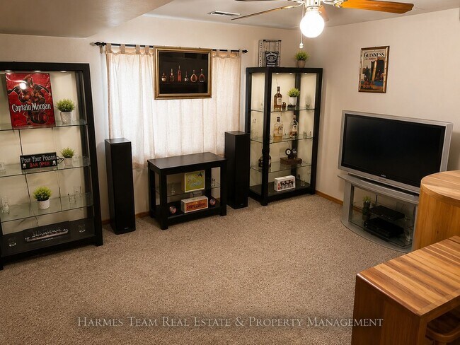 Building Photo - Spacious Home with Mountain Views & Finished Basement