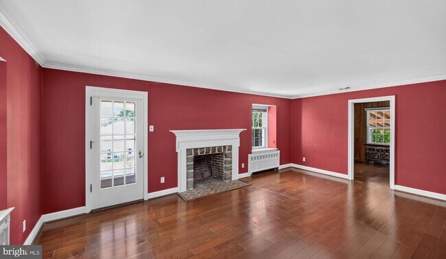Building Photo - 1512 Wilson St
