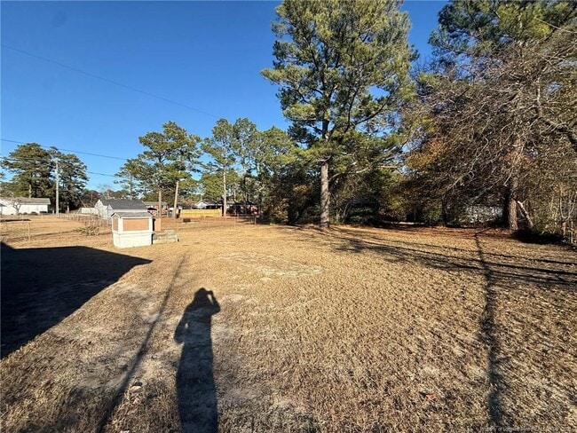 Building Photo - 2223 Carbine St