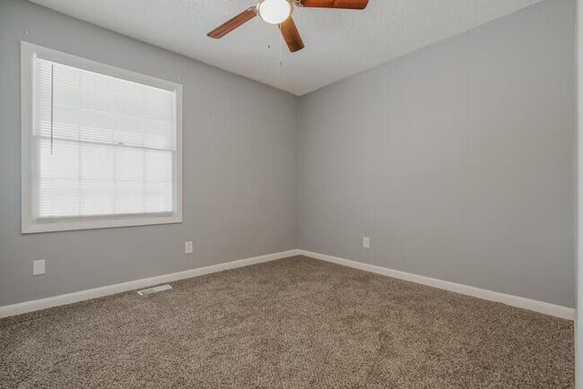 Building Photo - 155 Crystal Springs Dr