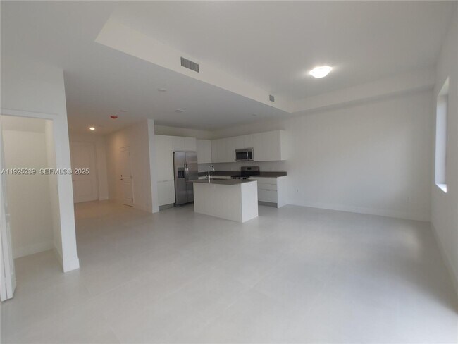 Building Photo - 34513 SW 191st Ave