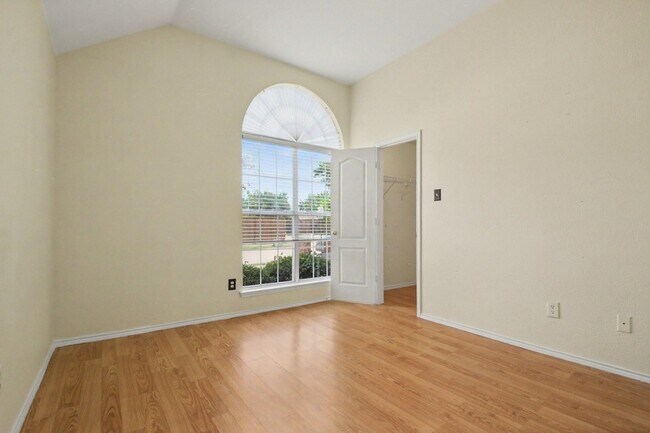 Building Photo - 4564 Postbridge Dr