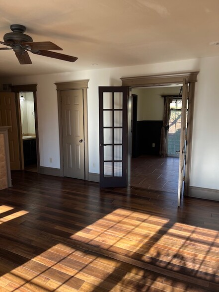 Living Room - 5534 Rinker Cir