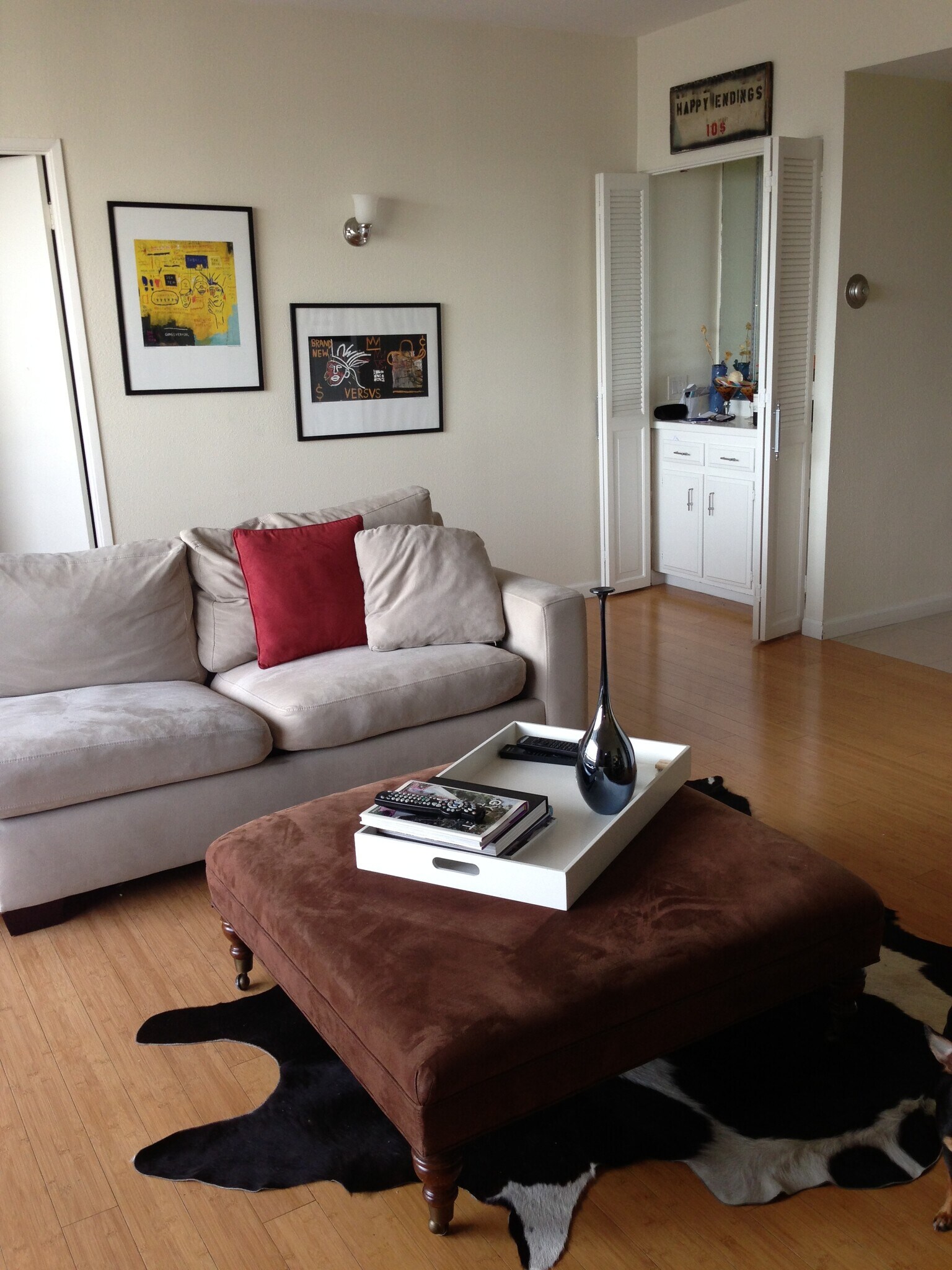 Living room - 321 S San Vicente Blvd