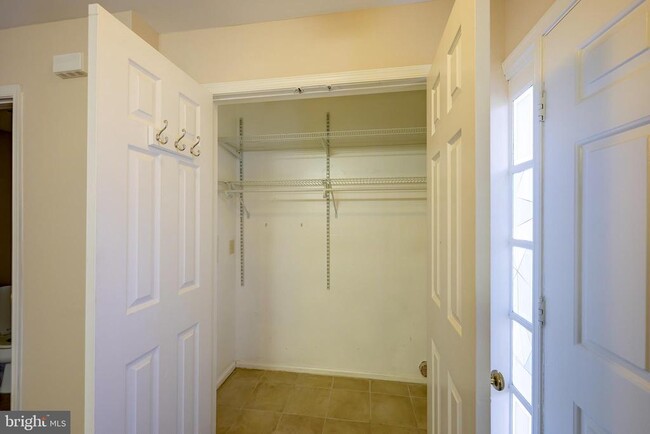 Building Photo - 1831 Tufa Terrace