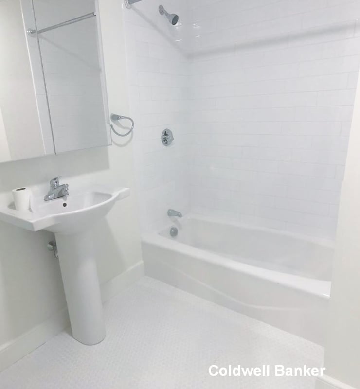 Building Photo - 1776 Beacon St