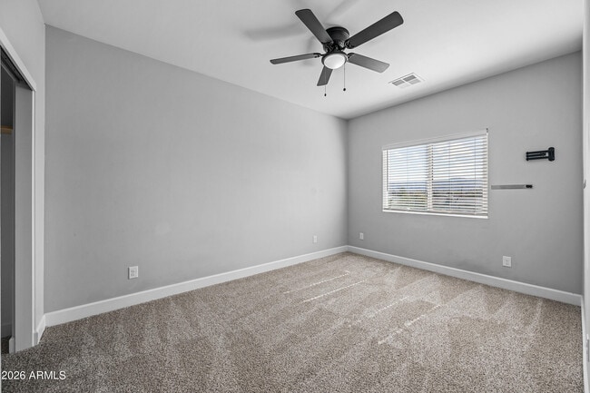 Building Photo - 1013 E Odeum Ln