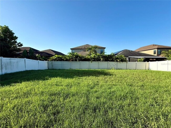 Building Photo - 10755 Rockledge View Dr