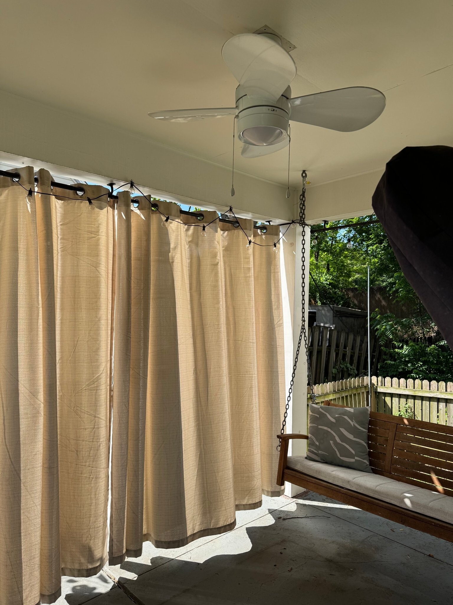 Building Photo - 2944 Primrose Cir