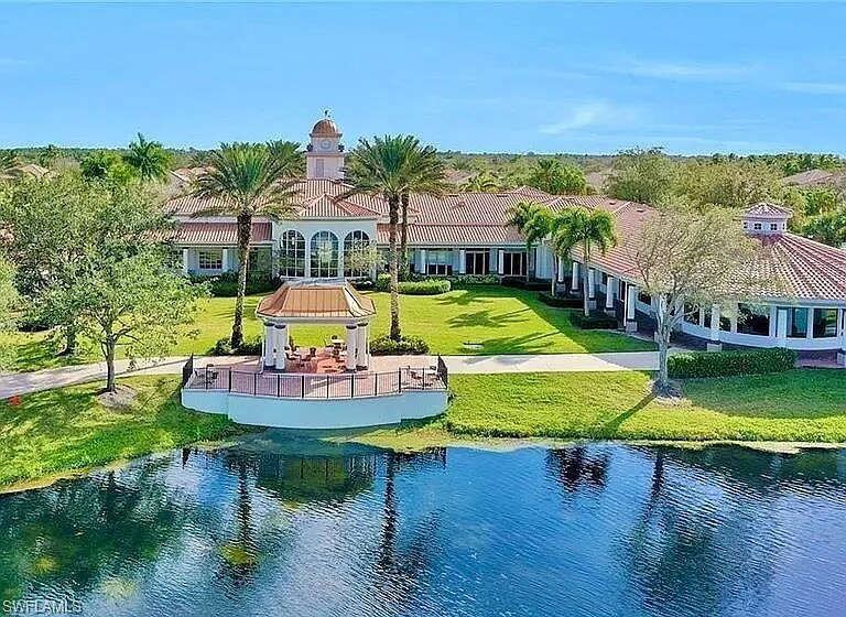 Building Photo - 6065 Islandwalk Blvd