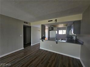 Building Photo - 2231 East 5th Street