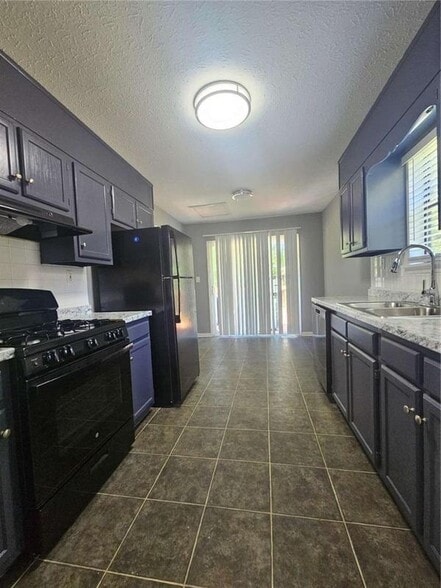 Building Photo - 4115 Cranwood Dr