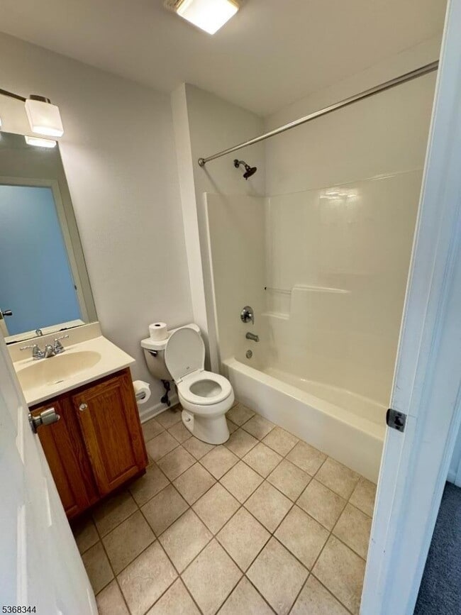 Building Photo - 24 Bourne Cir
