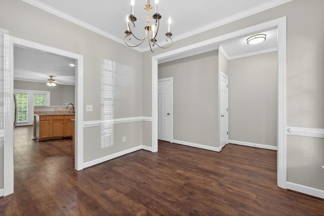 Building Photo - 770 Parkside Townes Ct