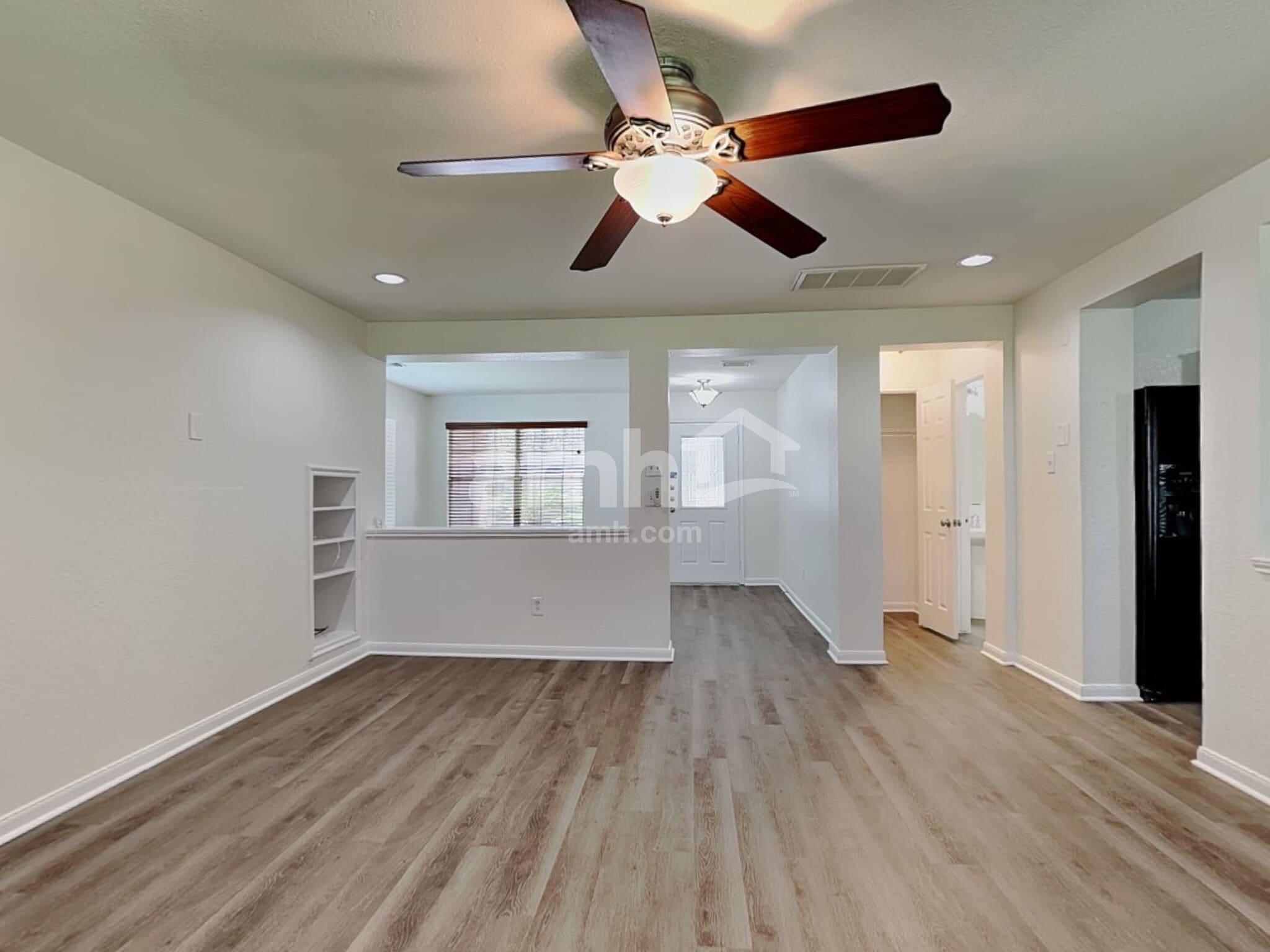Building Photo - 29427 Legends Hill Dr