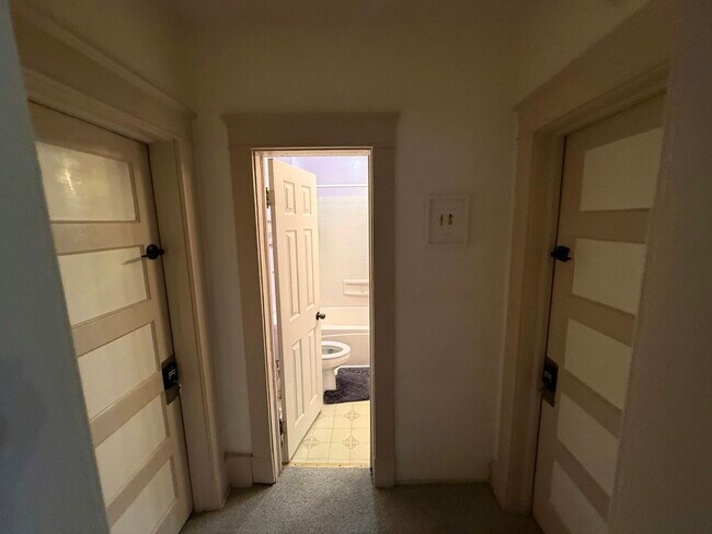 Building Photo - 1815 N 23rd St