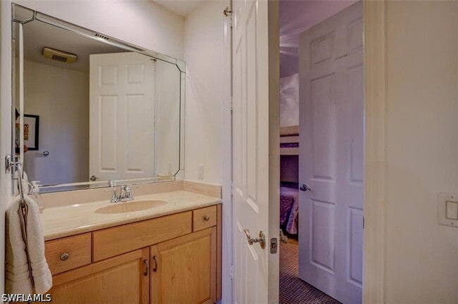 Building Photo - 10721 Mirasol Dr
