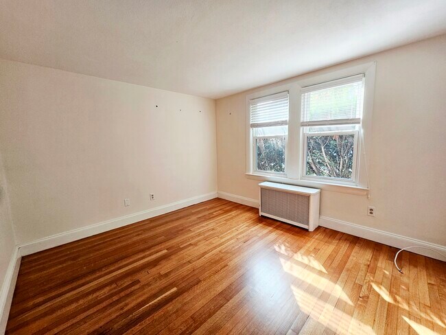 Building Photo - 11 Keefe Ave