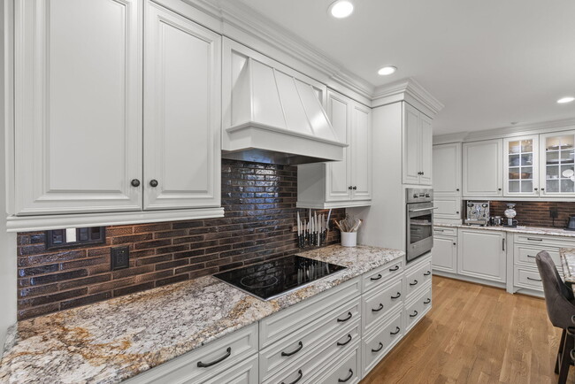 Building Photo - 309 Greenbriar Rd