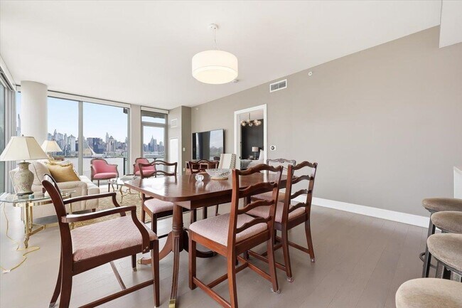 Building Photo - 9 Ave at Port Imperial