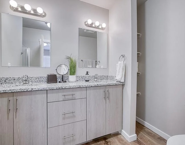 Building Photo - Modern 3-Bedroom Home with Resort-Style Amenities