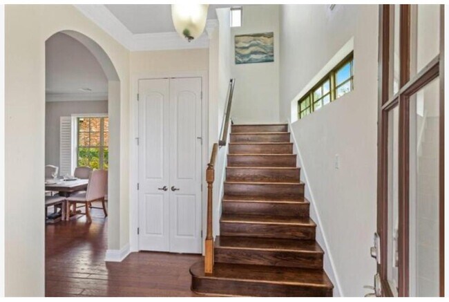 Building Photo - 3895 Jasmine Blvd