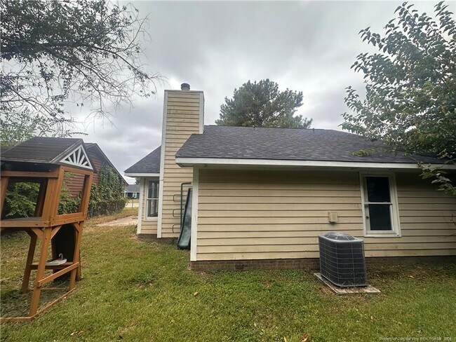Building Photo - 6848 Winchester St