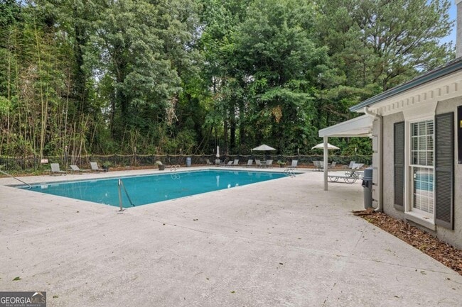 Building Photo - 4313 Pine Heights Dr NE