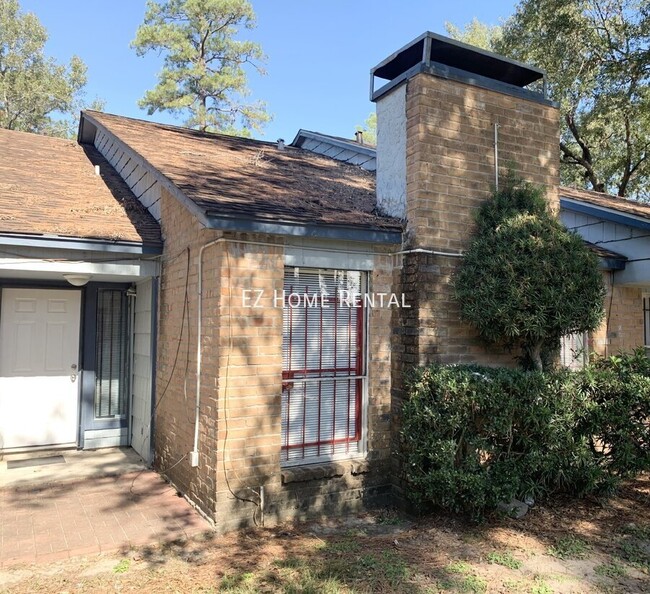 Primary Photo - Welcome To Your Well-Maintained 1 Bedroom,...