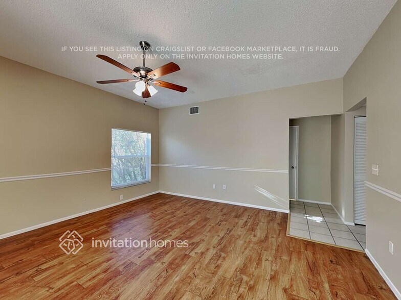 Building Photo - 11702 Branch Mooring Dr