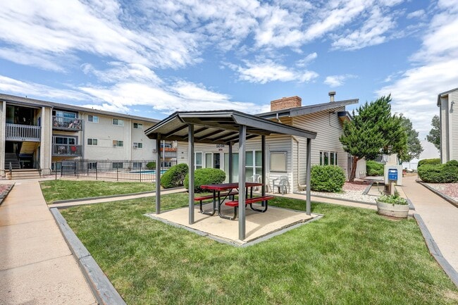 Building Photo - 5034 El Camino Dr