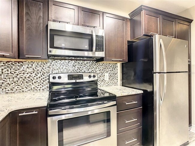 Building Photo - 2333 Feather Sound Dr