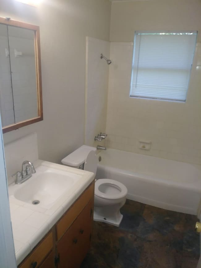 Building Photo - 9240 McLean St