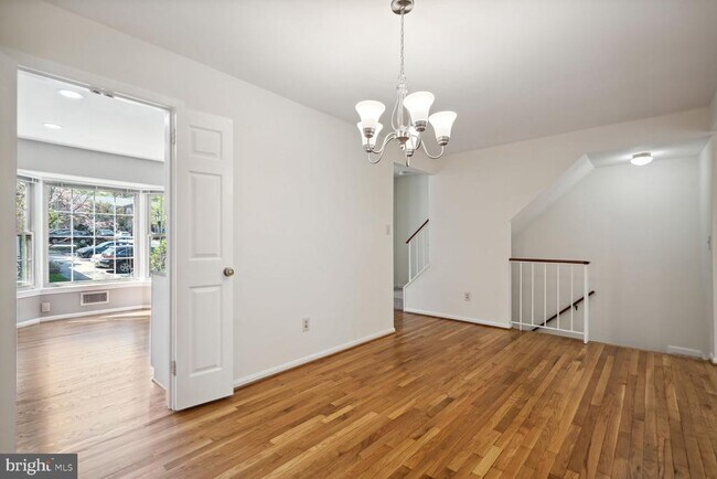 Building Photo - 3162 Borge St