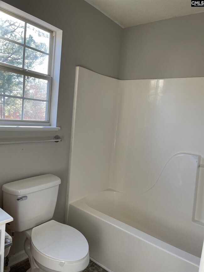 Building Photo - 553 Summit Terrace Ct