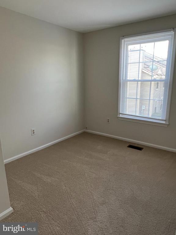 Building Photo - 6015 Netherton St